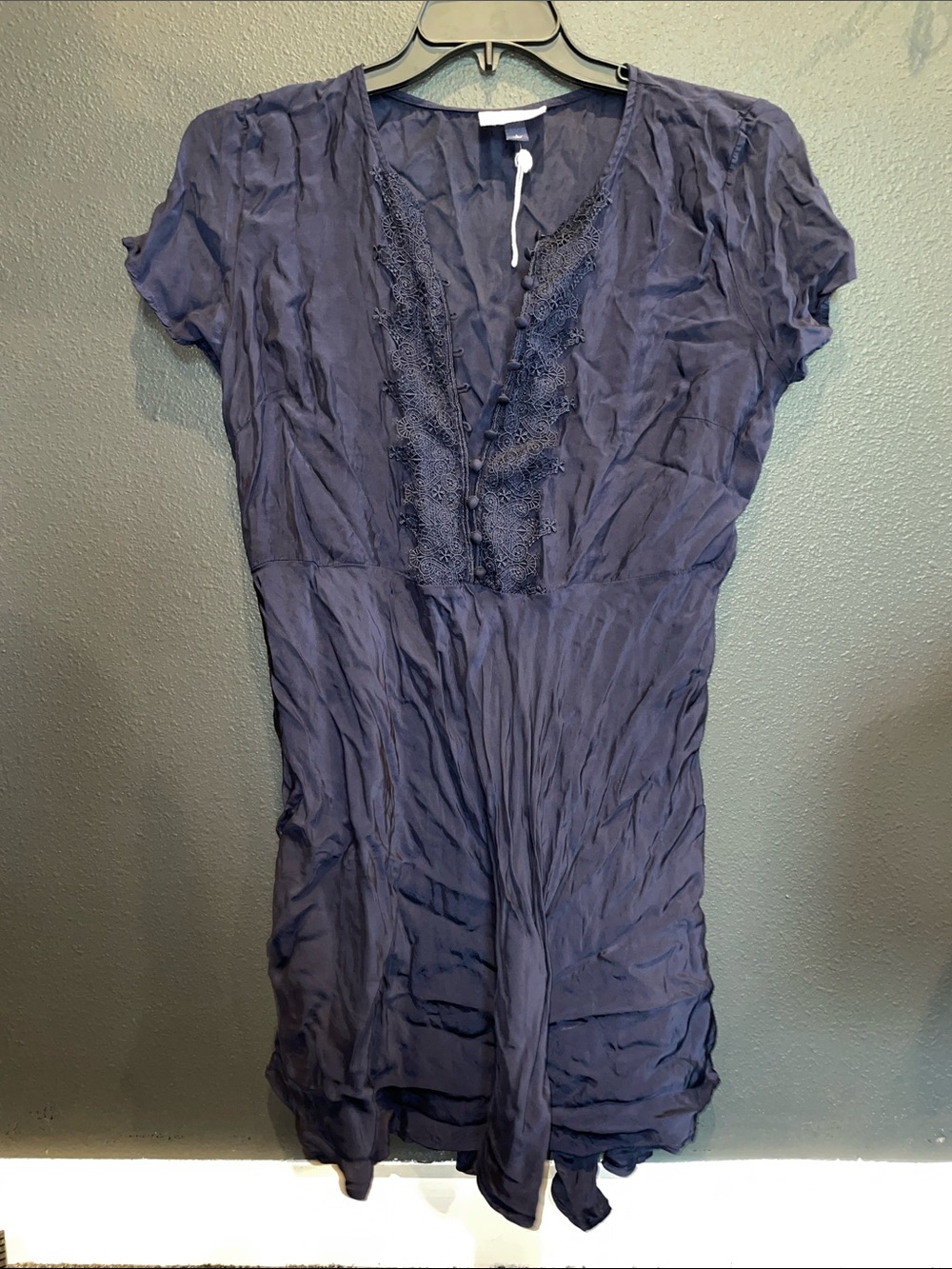 Navy Universal Threads V-Neck Tunic with Lace Trim